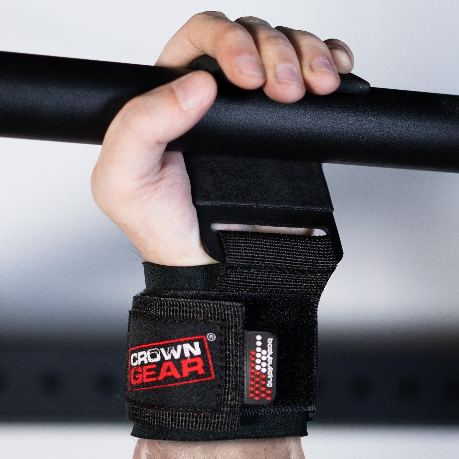 Weightlifting hooks with cushioned wrist straps – Crown Gear